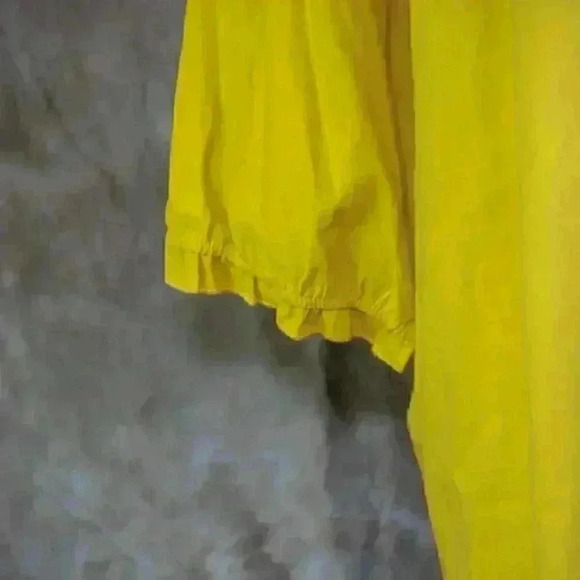 NWT Cellabie gold color embroidered front 3/4 sleeve 2XL pullover shirt - Picture 4 of 11